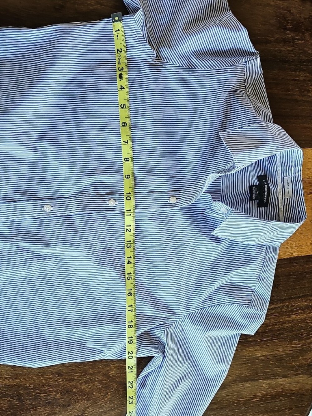 Liz Clairborne - Wrinkle Free Medium Thin Blue-and-White Stripe Dress Shirt - Picture 2 of 6